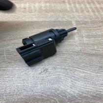 3B0945511C 19322010  Brake pedal sensor switch Audi A6 S6 C6 4F