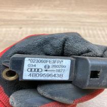 4B0959643B   Airbag deployment crash/impact sensor Audi A6 S6 C6 4F