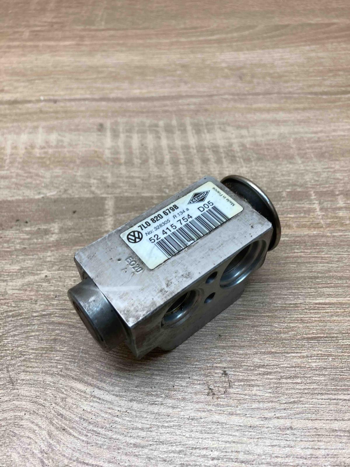 7L0820679B 52415754  Air conditioning (A/C) expansion valve Audi Q7 4L