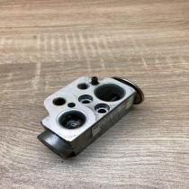 7L0820679B 52415754  Air conditioning (A/C) expansion valve Audi Q7 4L