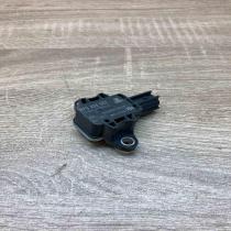 8P0955557 200505  Airbag deployment crash/impact sensor Audi A4 S4 B7 8E 8H