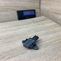 8P0955557 200505  Airbag deployment crash/impact sensor Audi A4 S4 B7 8E 8H