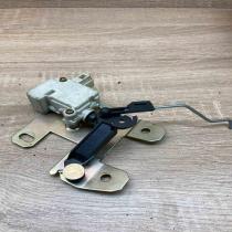 7L6827425   Central locking motor Volkswagen Touareg I