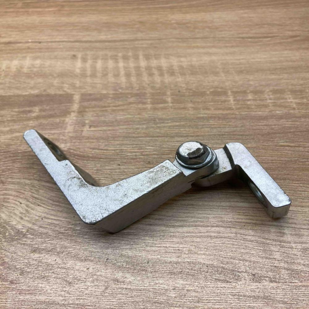 7L0831401A   Front door upper hinge Volkswagen Touareg I