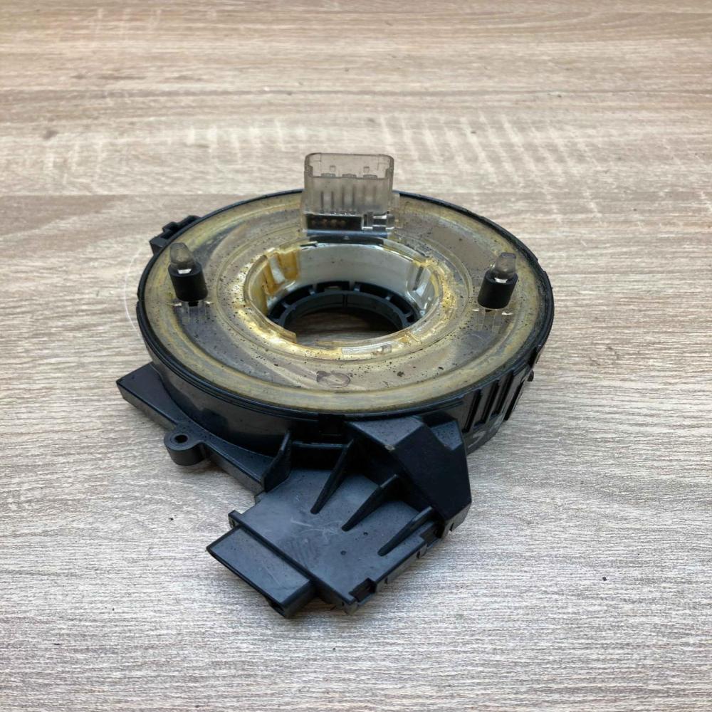 1K0959653C   Airbag slip ring squib (SRS ring) Volkswagen Golf V