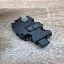19102008 K9749005  Air flap motor/actuator Audi A5 8T 8F