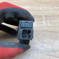 19102008 K9749005  Air flap motor/actuator Audi A5 8T 8F