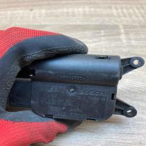8E1820511F 0132801322  Air flap motor/actuator Audi A4 S4 B6 8E 8H