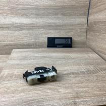 84030 44020 8403044020  Electric window control switch Toyota Avensis Verso
