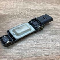 4B0959643E 190204  Airbag deployment crash/impact sensor Audi A6 S6 C5 4B