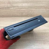 4E0919887M 4E0910888E  Navigation unit CD/DVD player Audi A4 S4 B8 8K