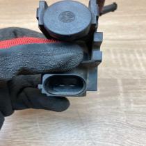 7229031   Turbo solenoid valve Audi A4 S4 B8 8K