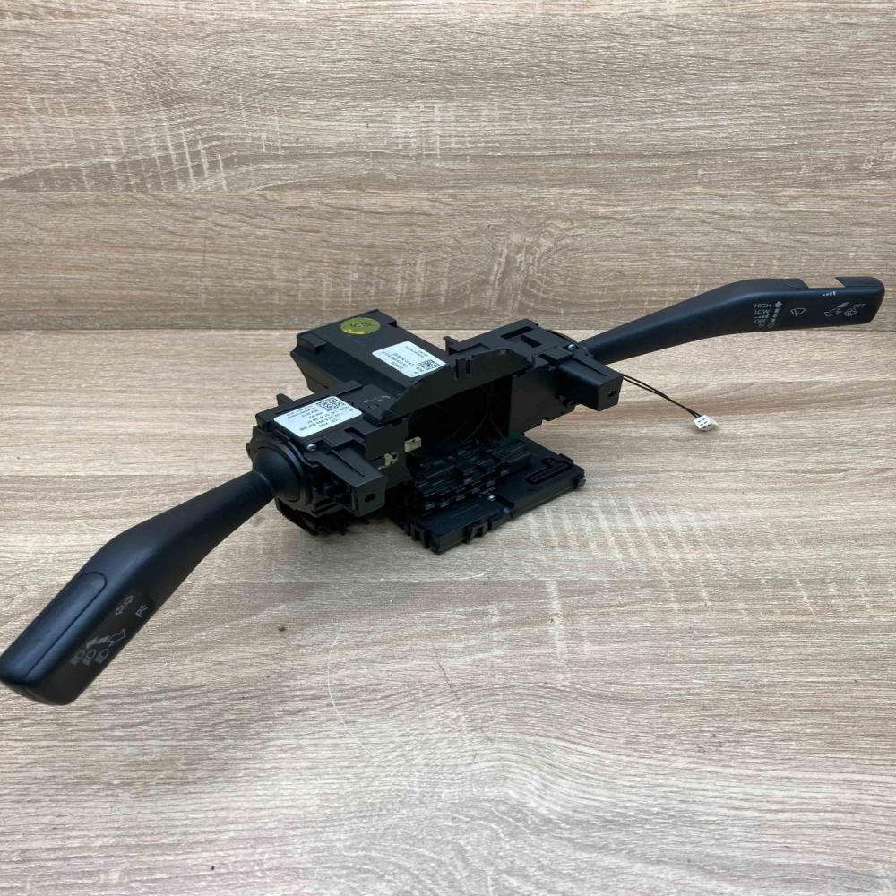 3C0953549J 3C5953513P  Wiper turn signal indicator stalk/switch Volkswagen PASSA