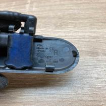 8P0955988C  Right Side Windshield washer spray nozzle Audi A3 S3 8P