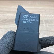 038907281D 0281003038  Glow plug pre-heat relay Skoda Superb B6 (3T)