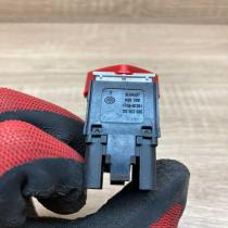 1T0953509   Hazard light switch Volkswagen Touran I