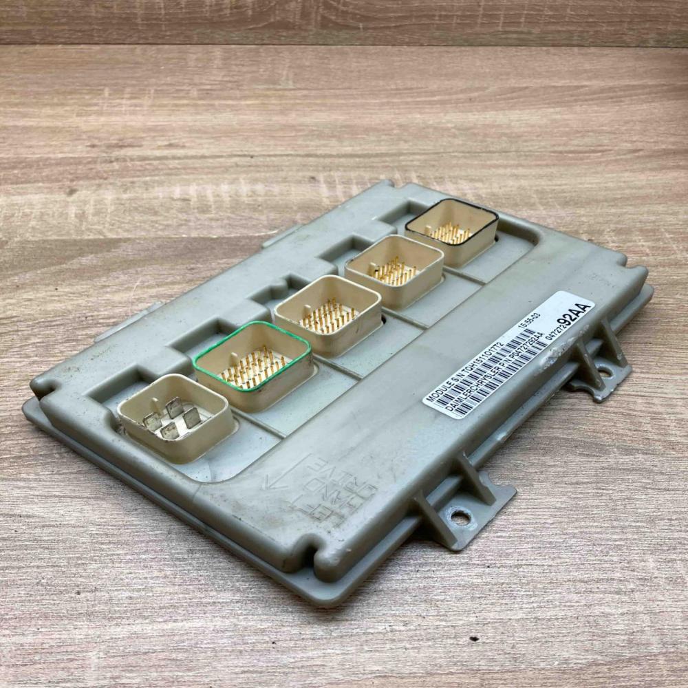 04727292AA   Comfort/convenience module Chrysler Grand Voyager IV