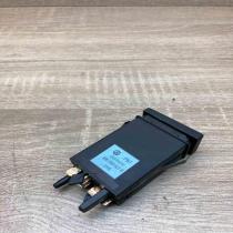 3B0959621B   Windscreen/window heater switch Volkswagen PASSAT B5