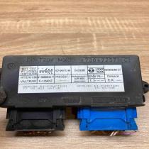 73847257C 7700421261B With Plug Comfort/convenience module Renault Laguna I