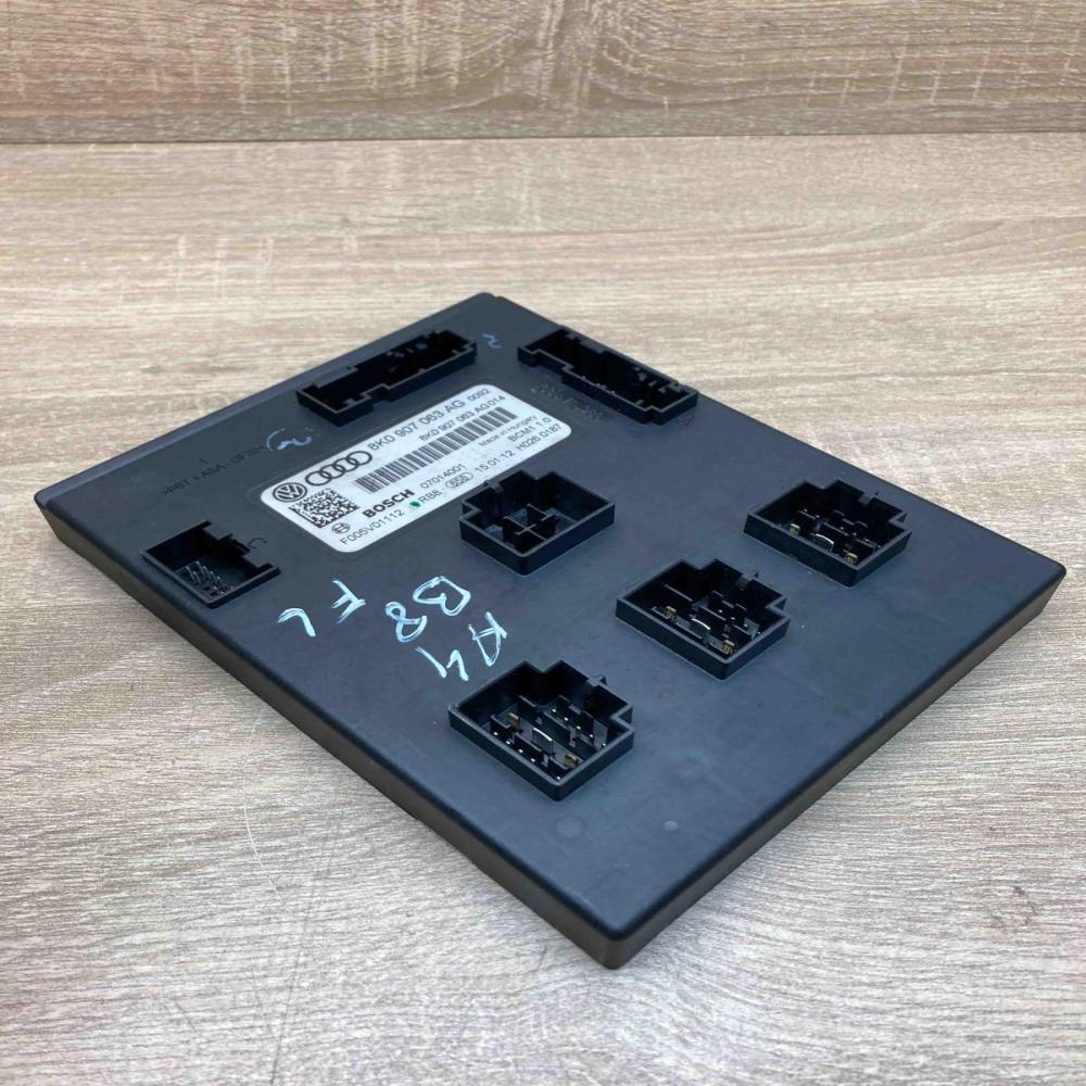 8K0907063AG 07014001  Comfort/convenience module Audi A4 S4 B8 8K