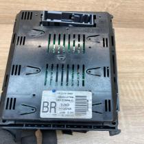 13276999 565412769 BR Screen/display/small screen Opel Zafira B