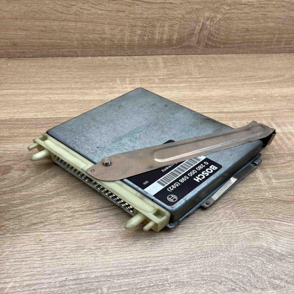 P01335855 0280000598 22 Engine control unit/module ECU Volvo 850