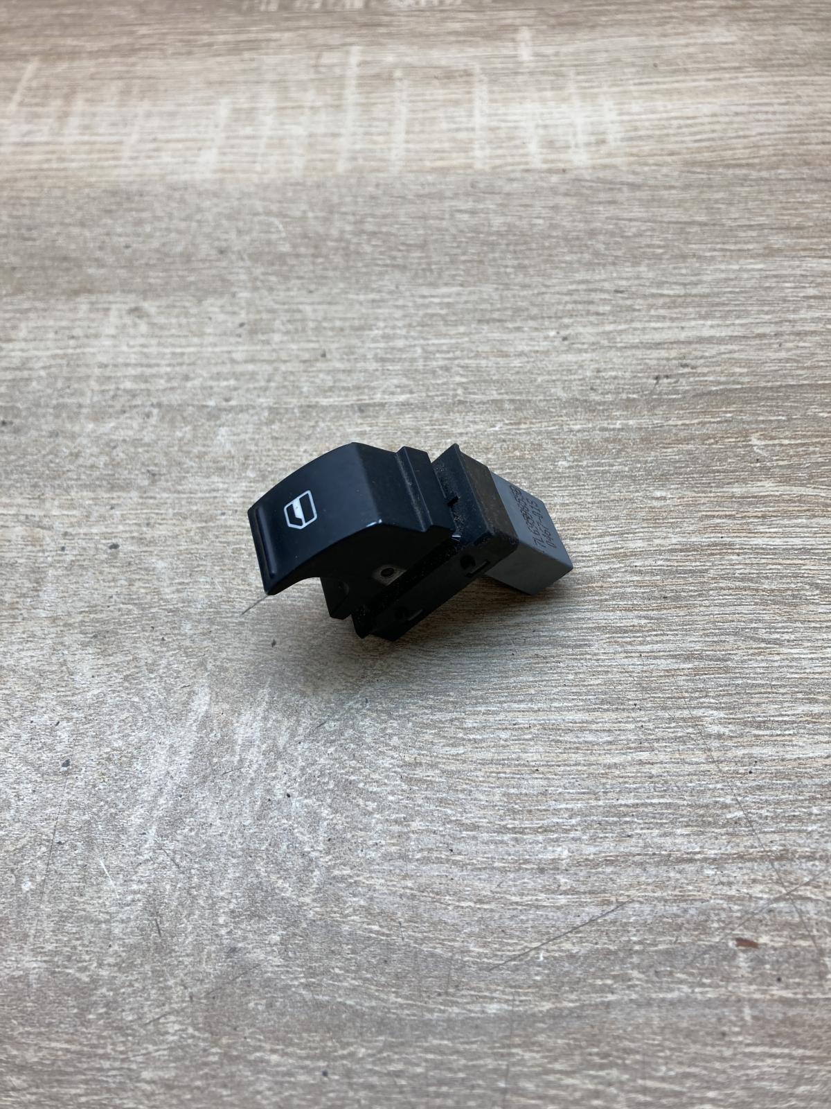 7L6959855B   Electric window control switch Volkswagen PASSAT B6