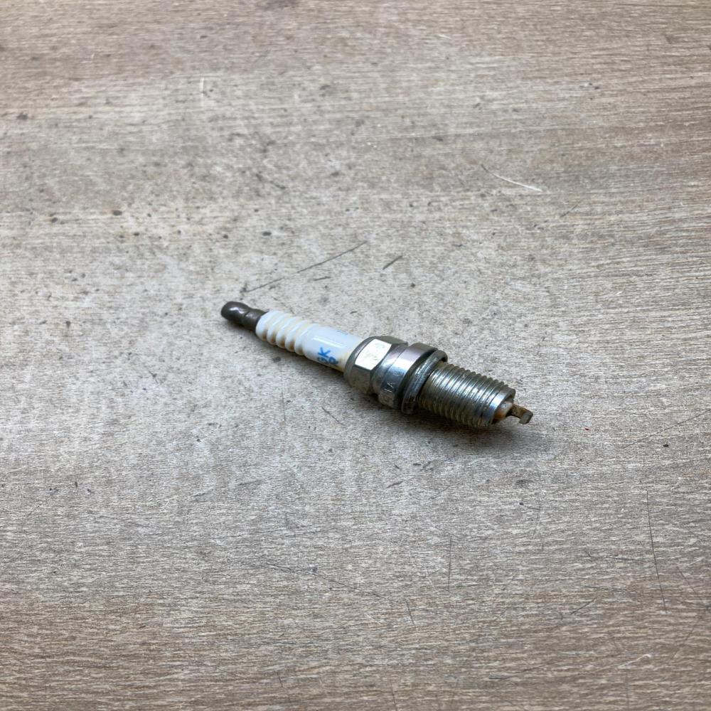 IFR5G   Spark plug Hyundai Santa Fe