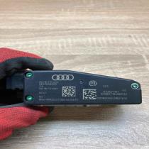 8K0905852D 033571101 Used Steering wheel lock Audi Q5 SQ5