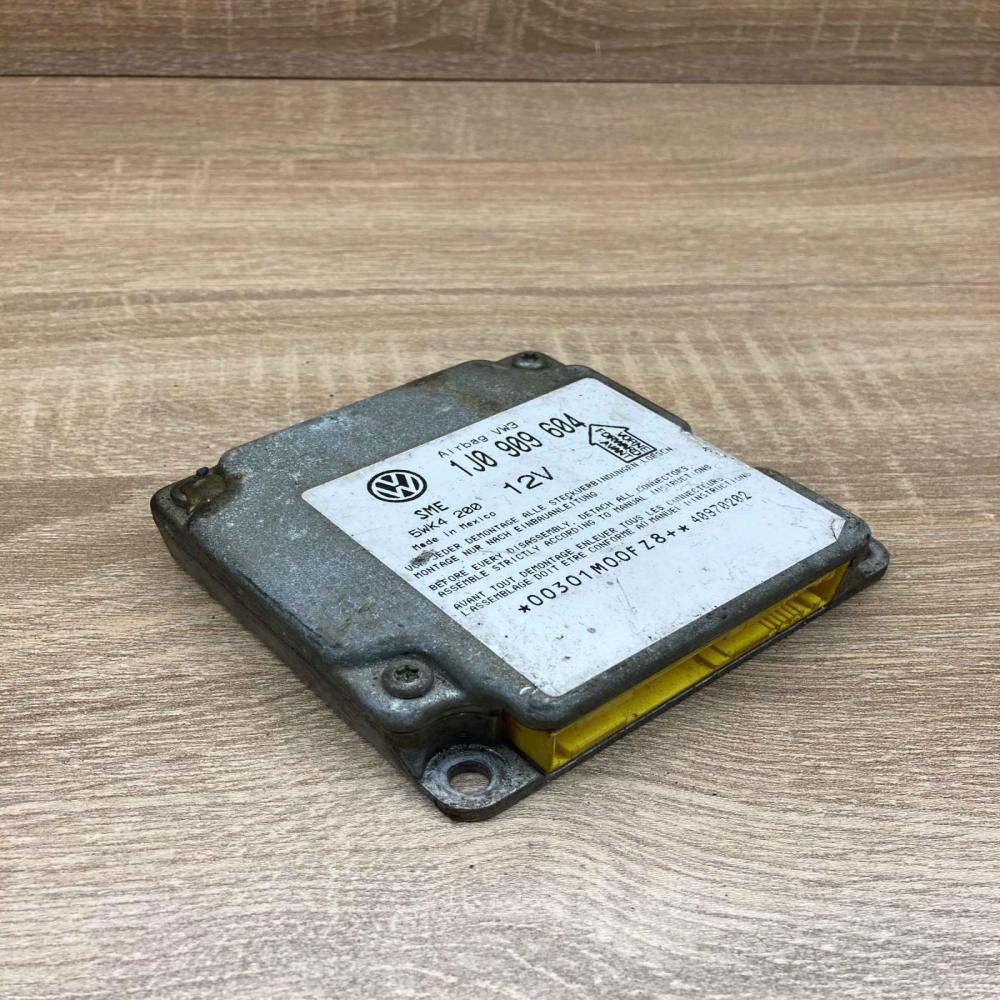 1J0909604 5WK4200  Airbag control unit/module Volkswagen PASSAT B5