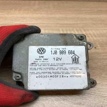 1J0909604 5WK4200  Airbag control unit/module Volkswagen PASSAT B5