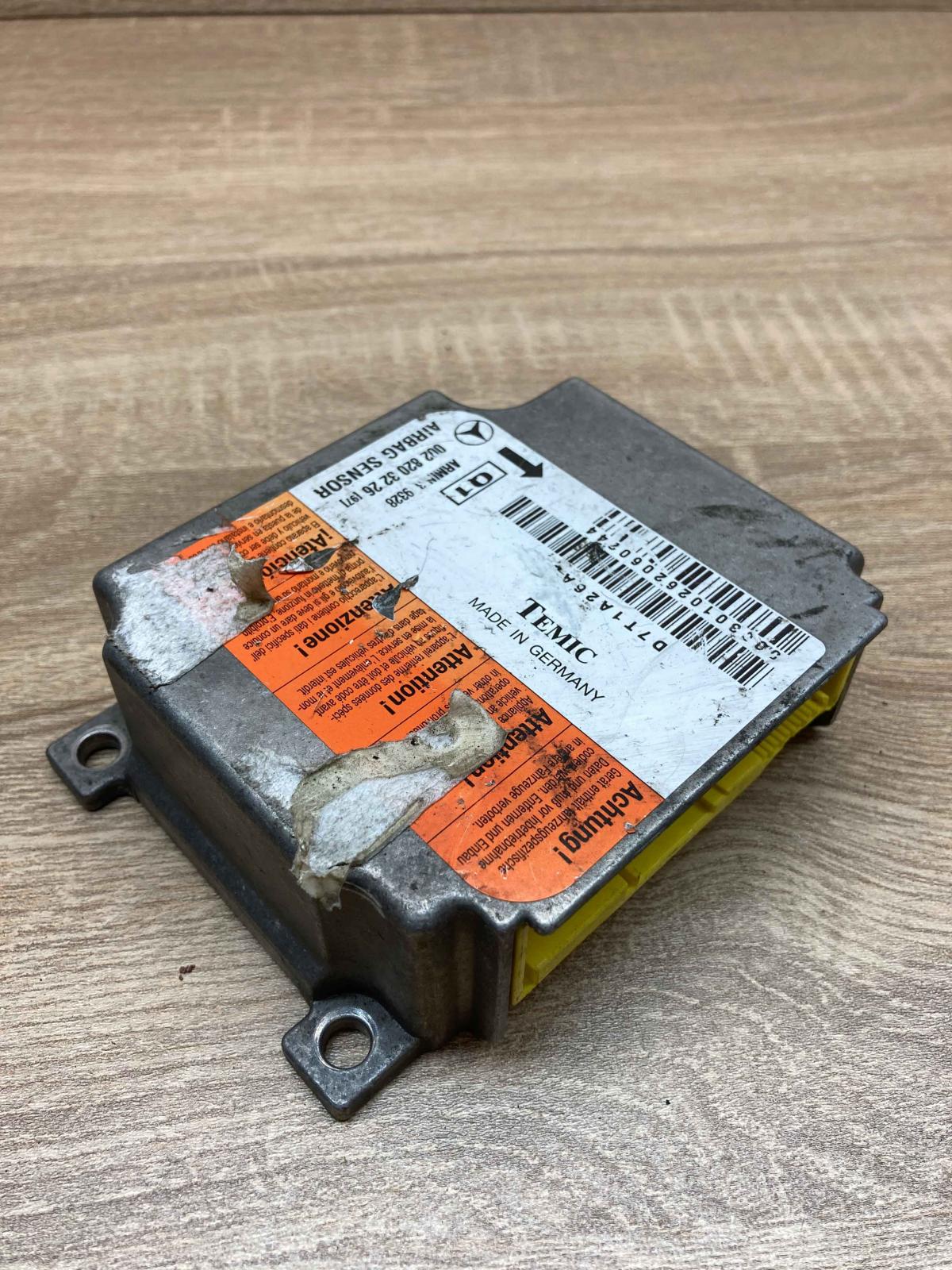 0028203226   Airbag control unit/module Mercedes-Benz E W210