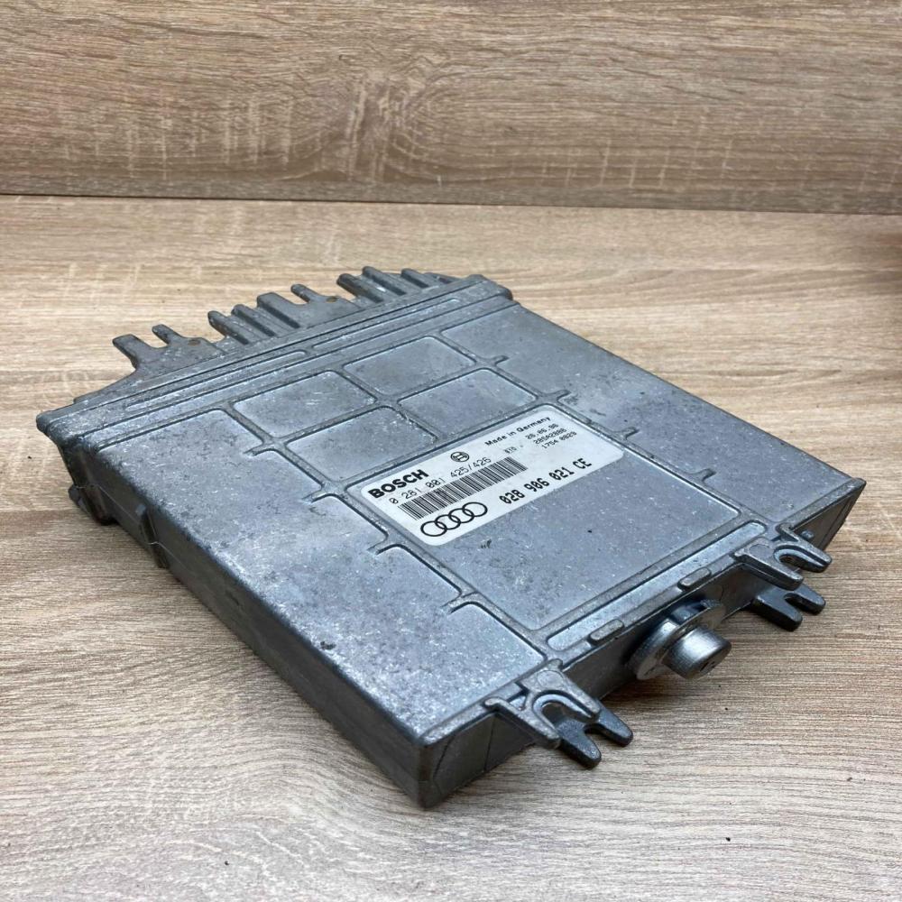 028906021CE 0281001425  Engine control unit/module ECU Audi A4 S4 B5 8D
