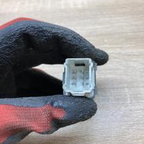 28082   Central locking switch button Renault Megane II