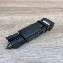 4733952   Fog light switch Saab 9-3 Ver1