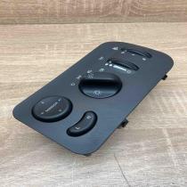 210803 1 39754D  Light switch Chrysler Voyager
