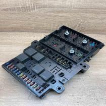 P04707996AF   Fuse module Chrysler Voyager