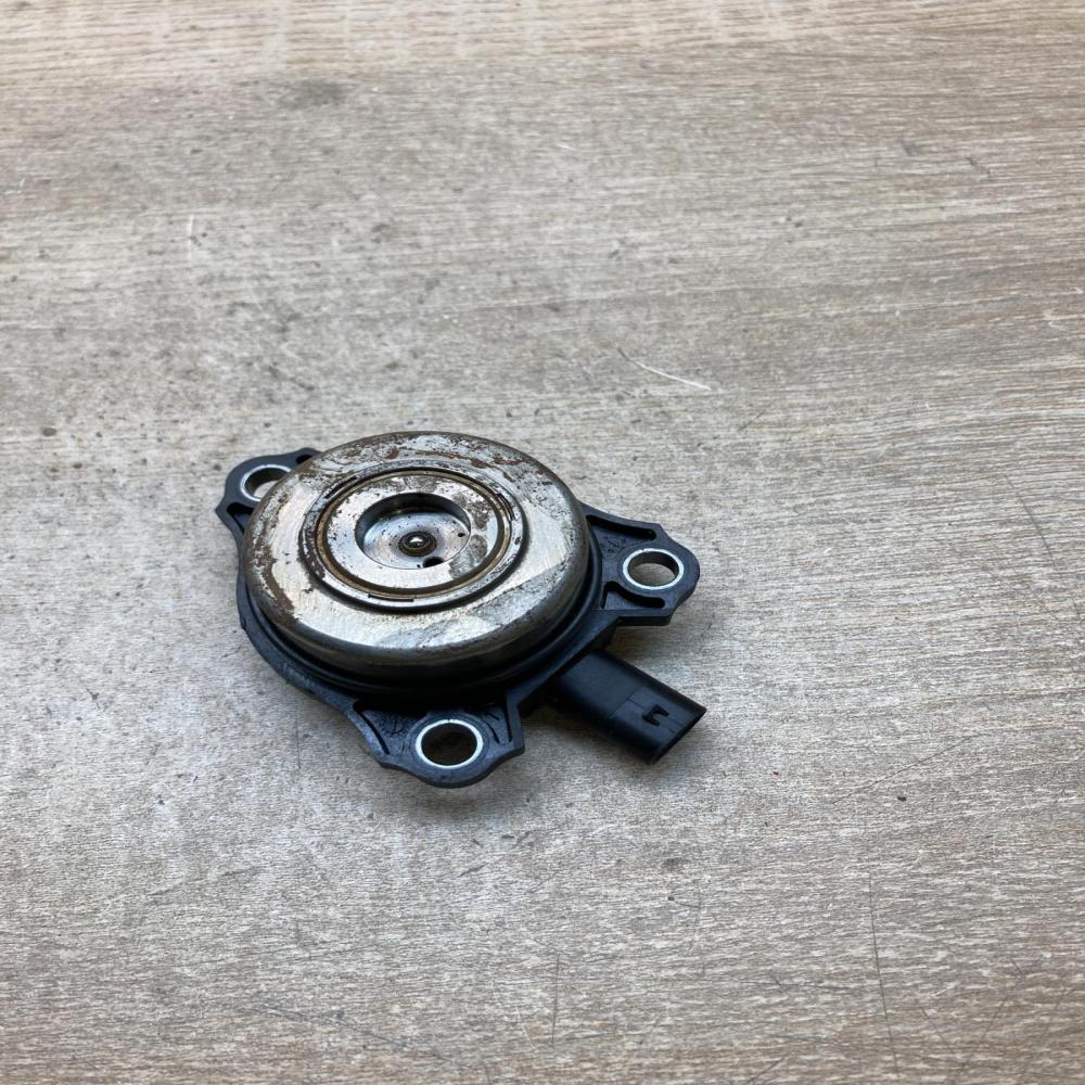 A2720510077   Camshaft position sensor Mercedes-Benz CLK A209 C209
