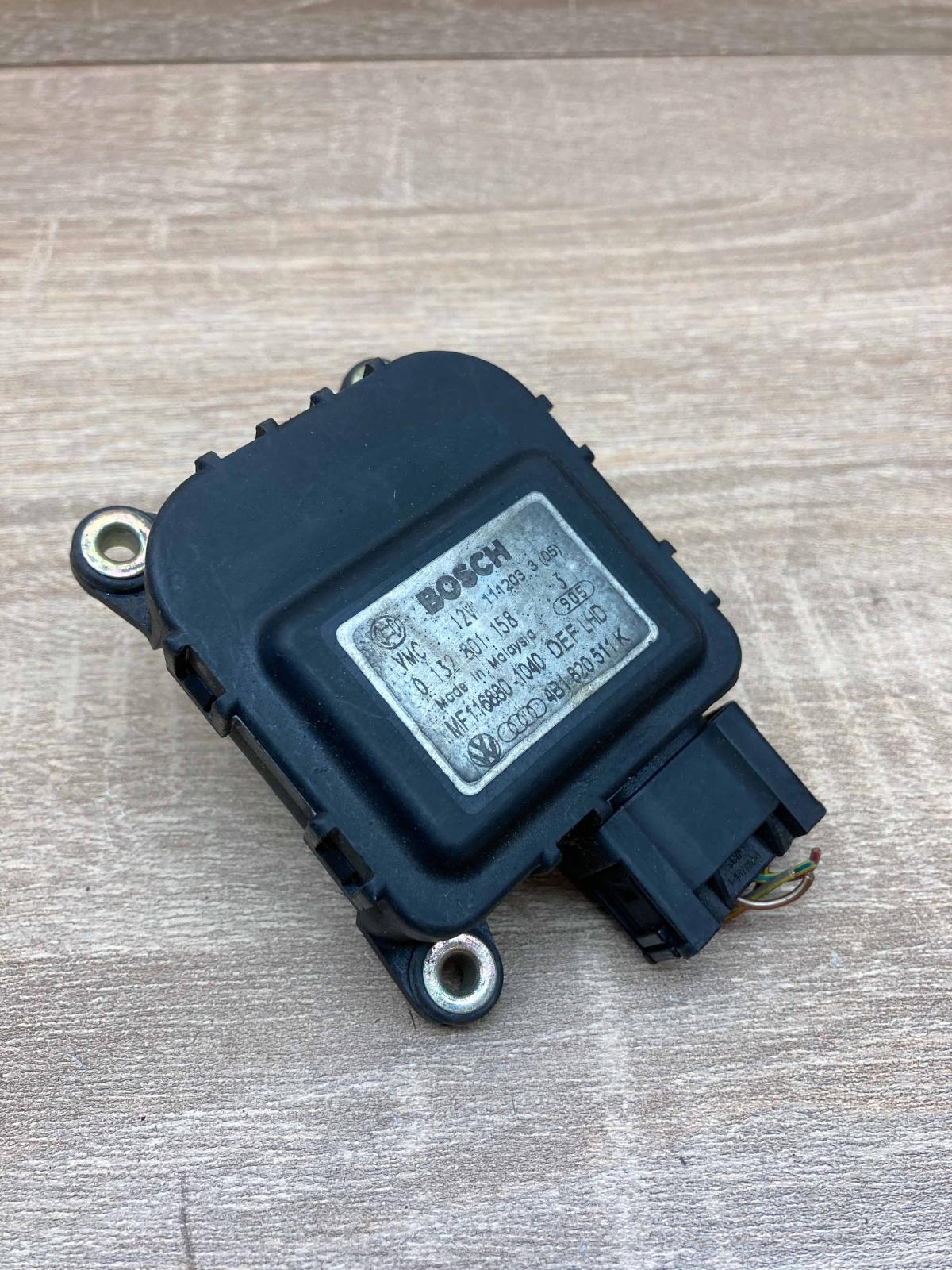 4B1820511K 0132801158 With Plug Air flap motor/actuator Audi A6 S6 C5 4B