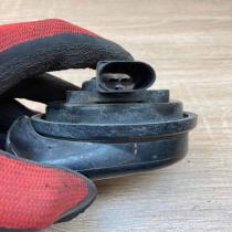 8E0951223   Horn signal Audi A4 S4 B6 8E 8H