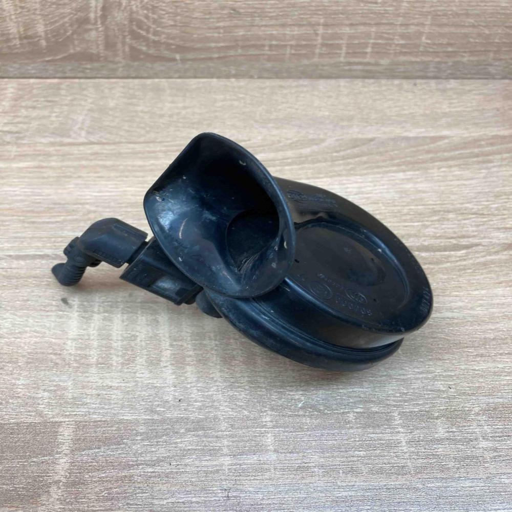 7L0351223   Horn signal Volkswagen Touareg I