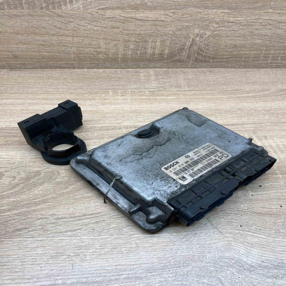 24417169 24445098 0281010268 Engine control unit/module ECU Opel Zafira A
