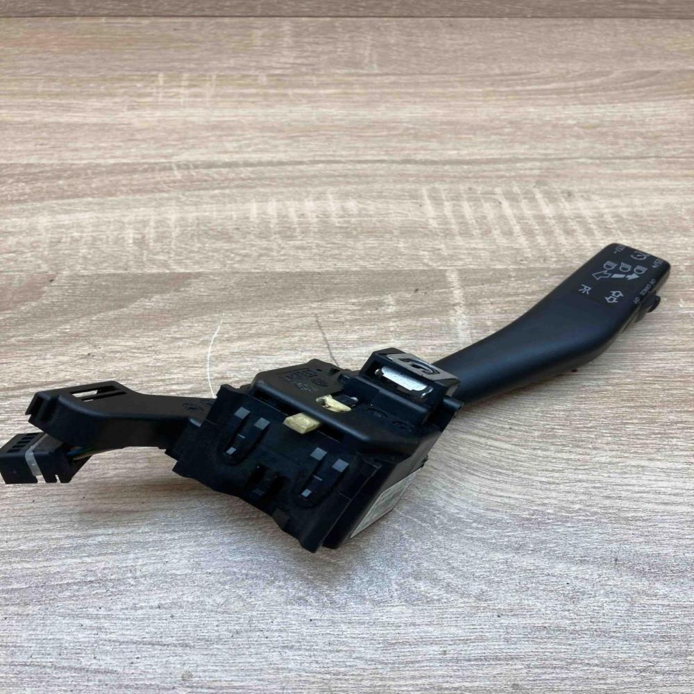 1K0953513F 01103511  Indicator stalk Volkswagen Touran I