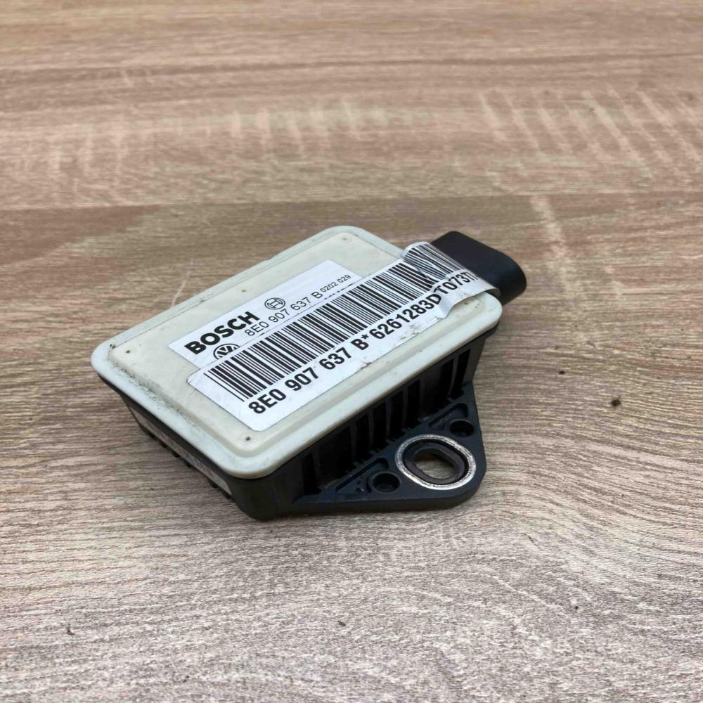 8E0907637B   ESP acceleration yaw rate sensor Audi A6 S6 C6 4F