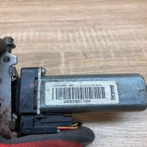 988582 104 D3366 00  Seat adjustment motor Audi A4 S4 B8 8K