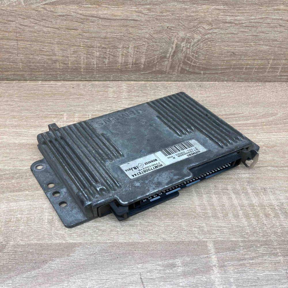 7700875744 S115300208B  Engine control unit/module ECU Renault Scenic I