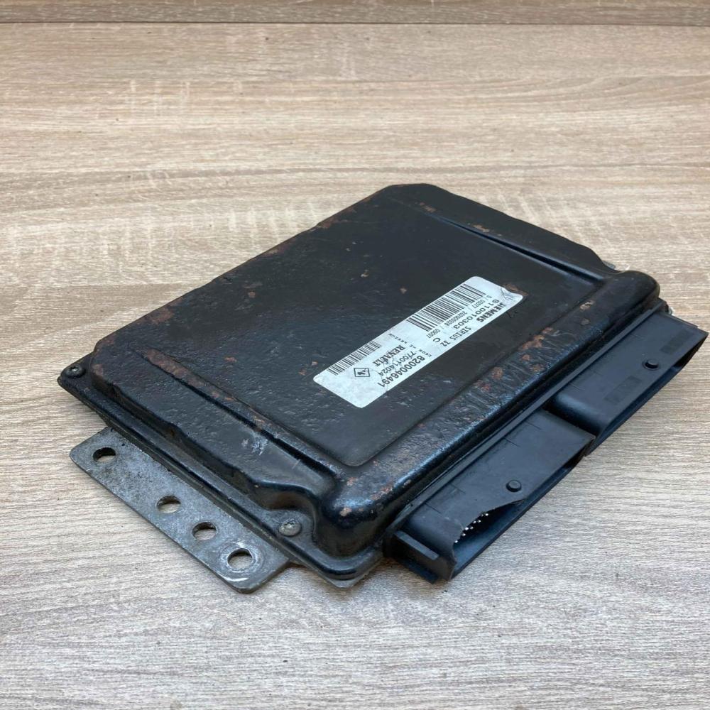 8200046491 S110010303C  Engine control unit/module ECU Renault Clio II
