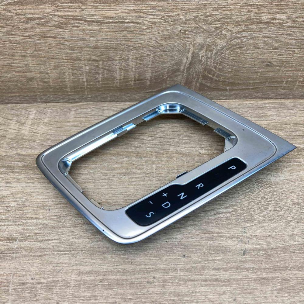 1016233   Gear shifter surround trim plastic Volkswagen PASSAT CC