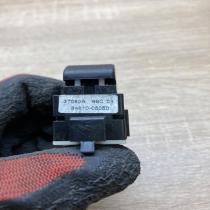 84810 05050 8481005050  Electric window control switch Toyota Avensis T250
