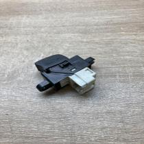 Nissan window switch   Electric window control switch Nissan Almera